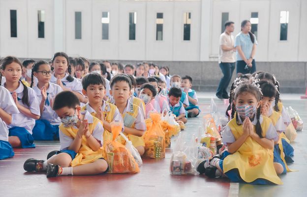 โรงเรียนปรีชานุศาสน์